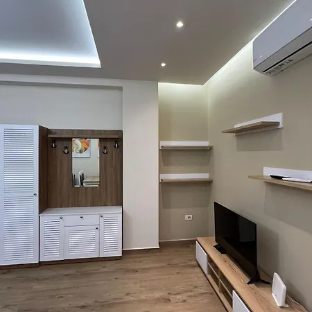 Condor Center Luxury Appartamento Tirana