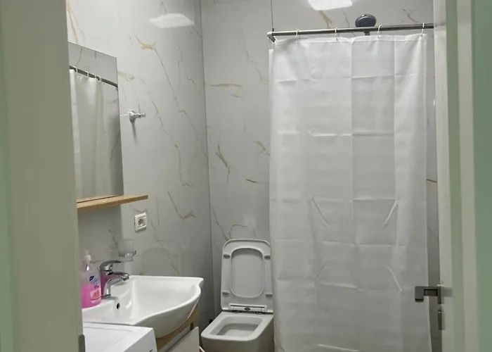 Condor Center Luxury Apartamento Tirana