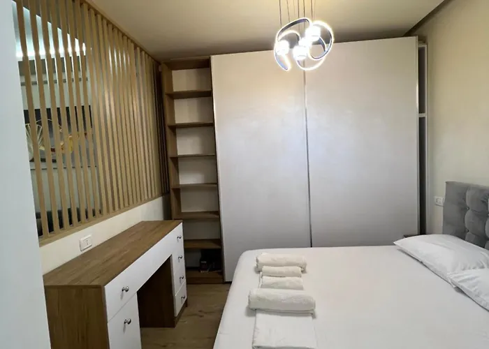 Condor Center Luxury *