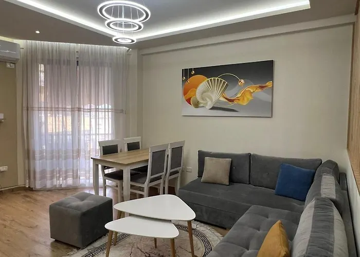 Condor Center Luxury Apartment *